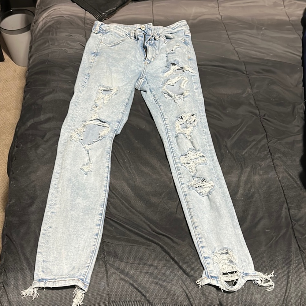 Size 6 short American eagle jeggings.